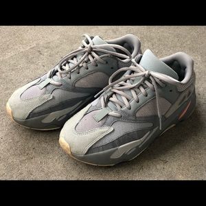 Adidas Yeezy boost. Size 8.5 but can fit 9 .